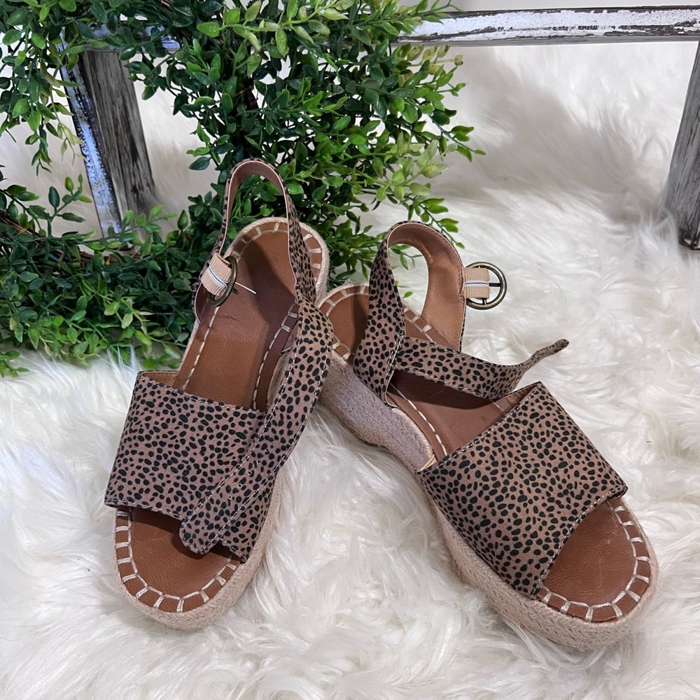 🔴LAST CHANCE🔴 Wedge Sandals